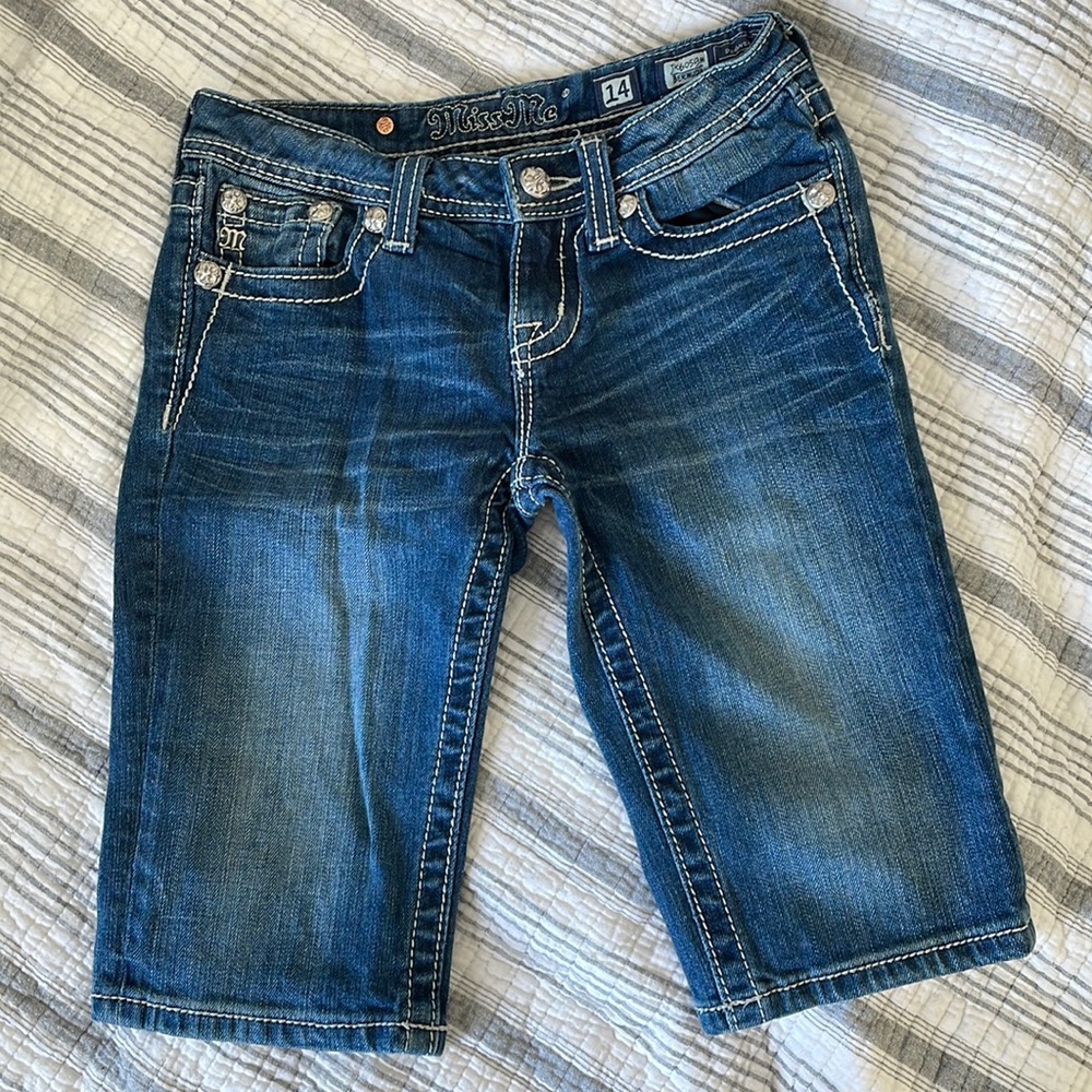 Miss Me Bermuda shorts